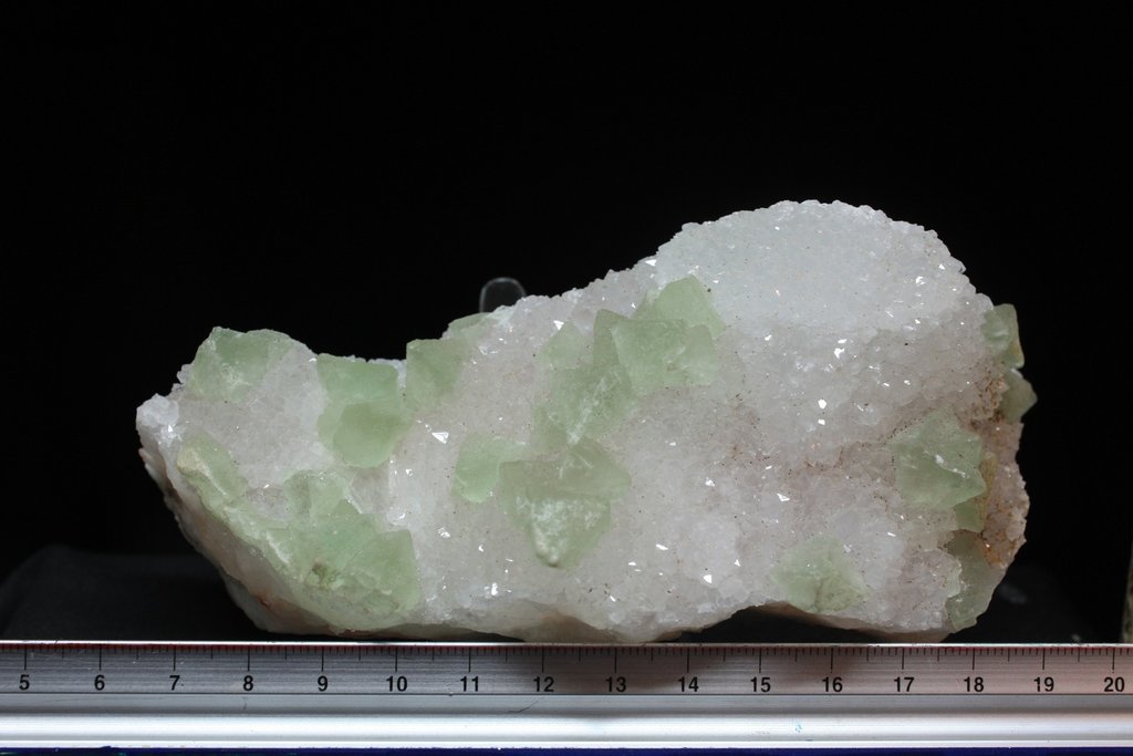 Fluorite on quartz - Argentina, La Rioja